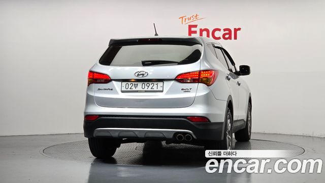 Hyundai Santafe Diesel(e-VGT) 2.0 4WD Exclusive — пробег 139 417 км — фото 4 из 5