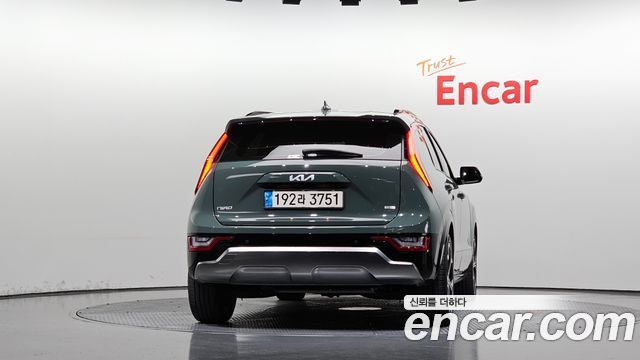 Kia Niro Signature — пробег 86 891 км — фото 4 из 5