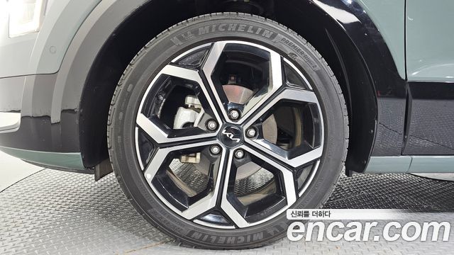 Kia Niro Signature — пробег 86 891 км — фото 5 из 5