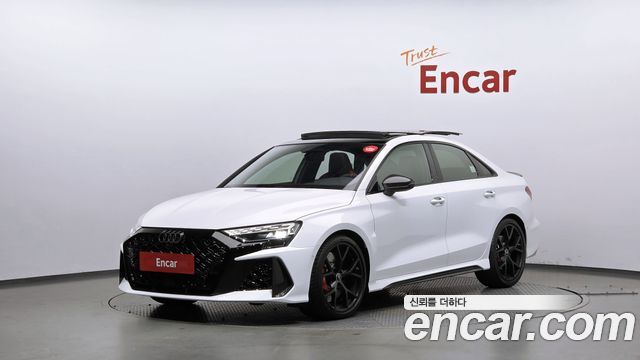 Audi RS3 2.5 TFSI Quattro Carbon Edition — пробег 281 км — фото 1 из 5