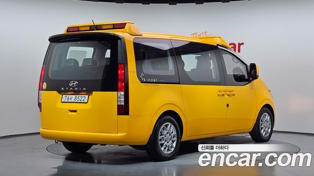 Hyundai Staria из Кореи Encar