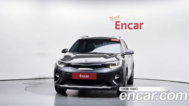 Kia Stonic 1.4 Prestige — пробег 71 100 км — фото 3 из 5
