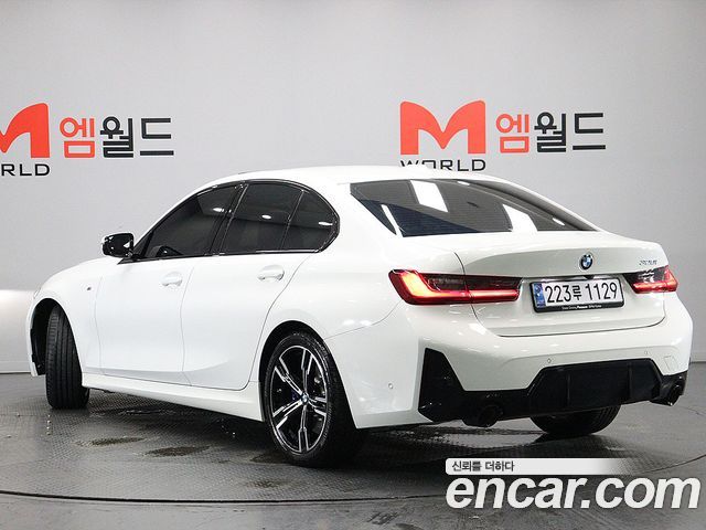 BMW 3-Series 320i M Sport — пробег 11 247 км — фото 4 из 5