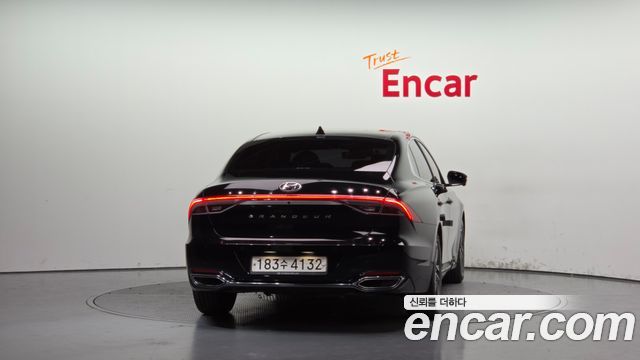 Hyundai Grandeur из Кореи Encar