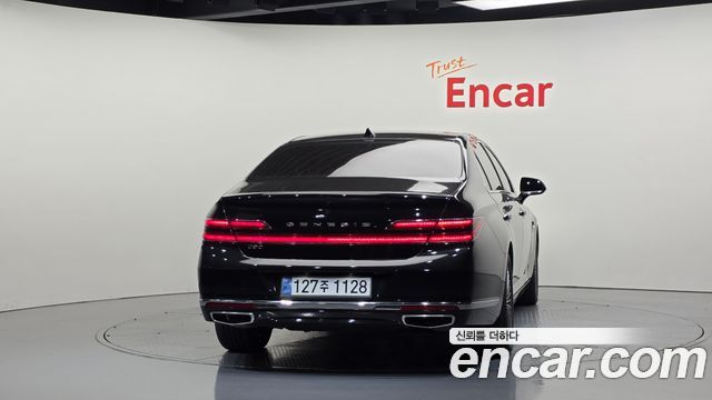 Genesis G90 из Кореи Encar