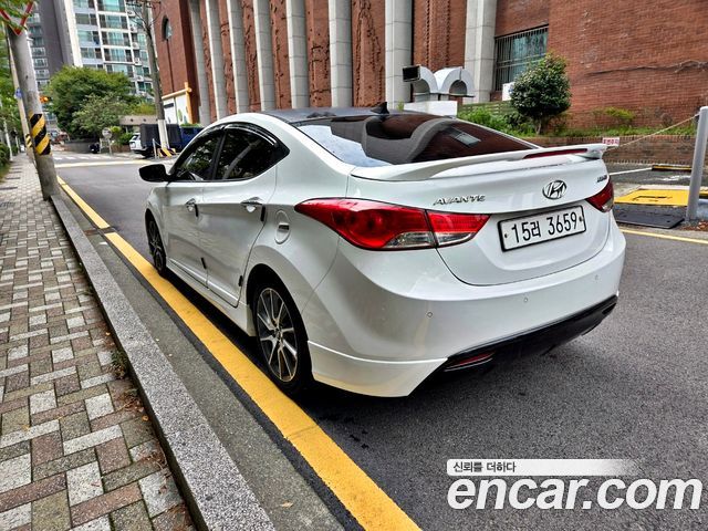 Hyundai AVANTE M16 GDI Premier — пробег 99 956 км — фото 5 из 5