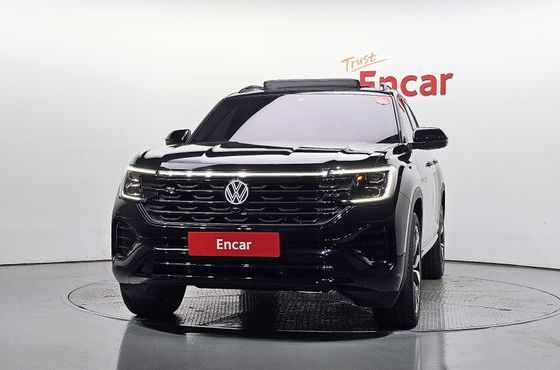 Volkswagen Atlas 2.0 TSI R-LINE 7-Seater — пробег 15 259 км — фото 3 из 5
