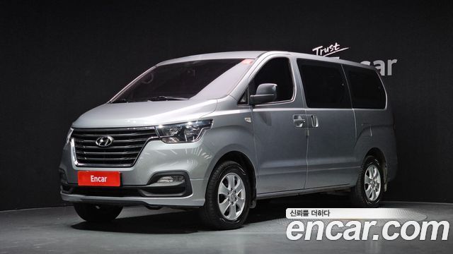 Hyundai Starex 4WD Wagon 12-Seater Smart — пробег 112 948 км — фото 1 из 5