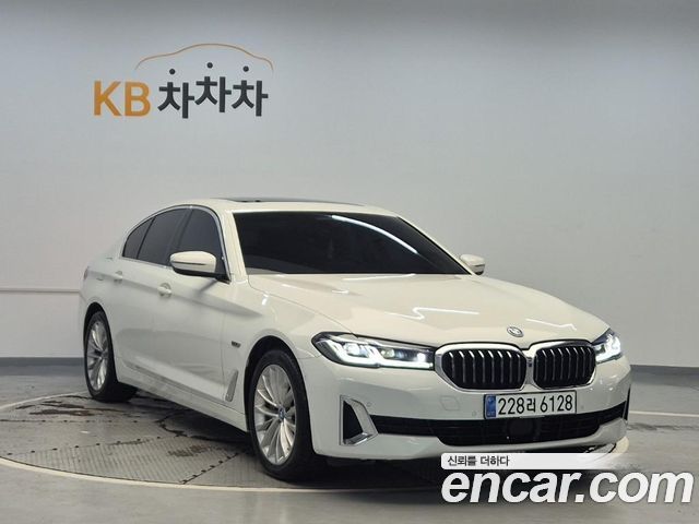 BMW 5-Series 530e Luxury — пробег 82 484 км — фото 4 из 5