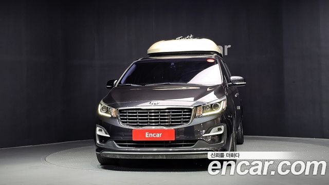 Kia Carnival 11-Seater Prestige — пробег 86 488 км — фото 3 из 5