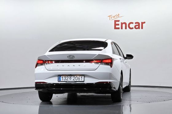 Hyundai AVANTE Smart — пробег 57 789 км — фото 4 из 5