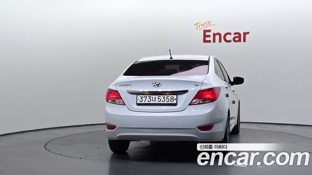 Hyundai Accent из Кореи Encar
