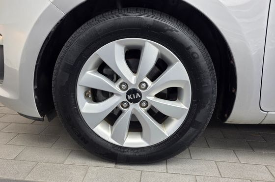 Kia pride 4DR 1.6 GDI Luxury — пробег 99 433 км — фото 5 из 5