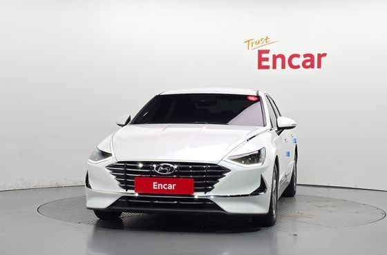 Hyundai Sonata 2.0 Premium — пробег 24 123 км — фото 3 из 5