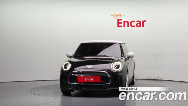 Mini Cooper Classic Third Generation — пробег 28 006 км — фото 3 из 5