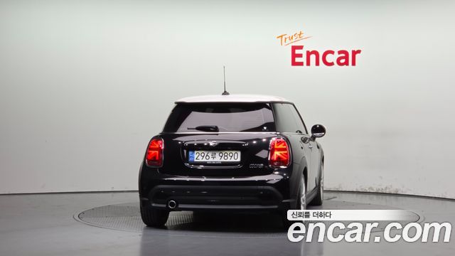 Mini Cooper Classic Third Generation — пробег 28 006 км — фото 4 из 5