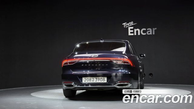 Hyundai Grandeur из Кореи Encar