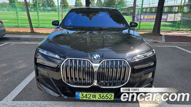 BMW 7-Series 740d xDrive M Sport — пробег 1 434 км — фото 1 из 5