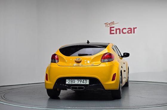 Hyundai Veloster DCT Pack — пробег 127 478 км — фото 4 из 5