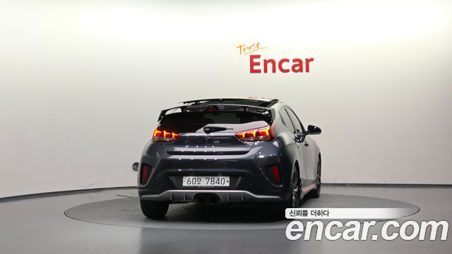 Hyundai Veloster 1.6 Turbo Sport Core — пробег 107 625 км — фото 4 из 5