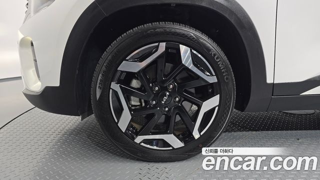 Kia Seltos из Кореи Encar