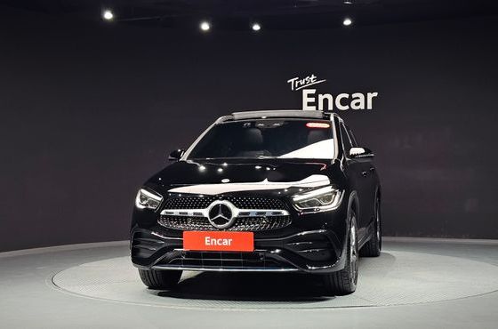 Mercedes-Benz GLA-Class GLA250 4MATIC — пробег 3 026 км — фото 3 из 5