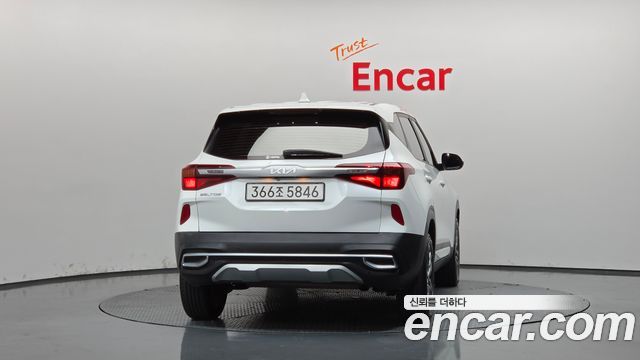 Kia Seltos из Кореи Encar