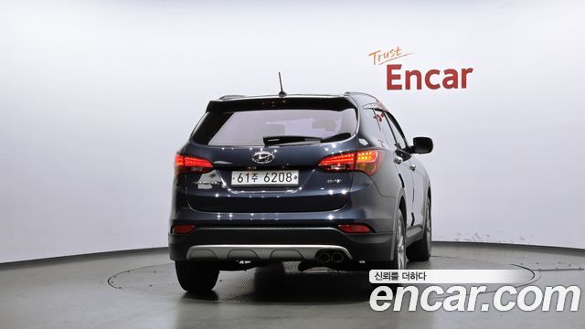 Hyundai Santafe Diesel(e-VGT) 2.0 2WD Premium — пробег 137 857 км — фото 4 из 5