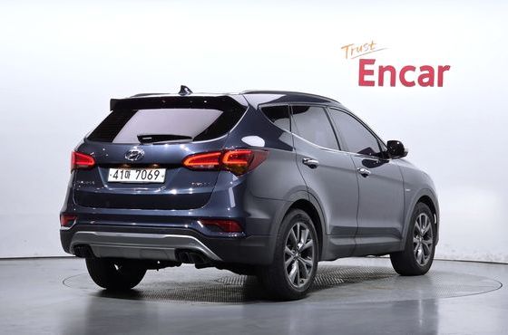 Hyundai Santafe Diesel 2.0 2WD 1 Million — пробег 117 878 км — фото 2 из 5