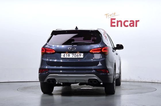 Hyundai Santafe Diesel 2.0 2WD 1 Million — пробег 117 878 км — фото 4 из 5
