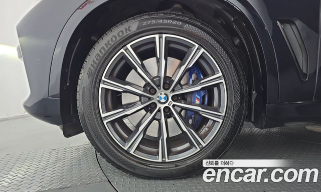 BMW X5 xDrive 30d M Sport — пробег 80 998 км — фото 5 из 5