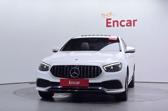 Mercedes-Benz E-Class E350 4MATIC Avantgarde — пробег 55 773 км — фото 3 из 5