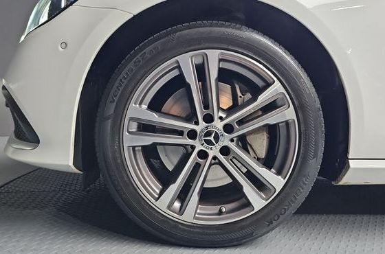 Mercedes-Benz E-Class E350 4MATIC Avantgarde — пробег 55 773 км — фото 5 из 5