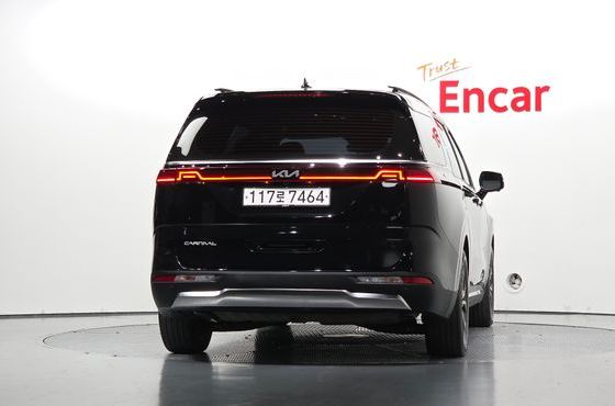 Kia Carnival Gasoline 9-Seater Signature — пробег 27 239 км — фото 4 из 5
