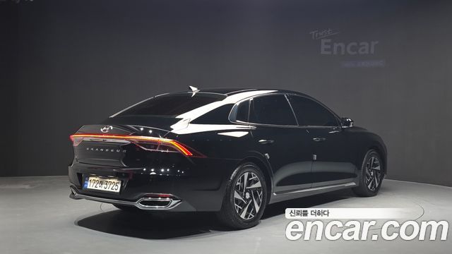 Hyundai Grandeur Premium — пробег 35 996 км — фото 2 из 5