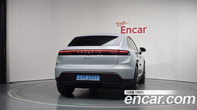 Porsche Macan Base 4 — пробег 6 501 км — фото 4 из 5