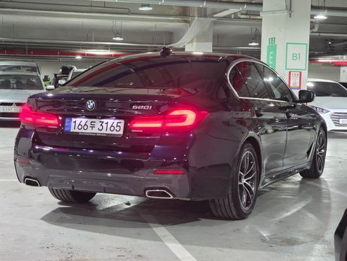 BMW 5-Series 520i M Sport — пробег 59 804 км — фото 2 из 5