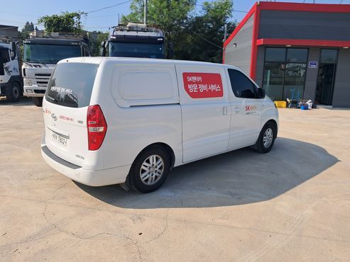 Hyundai Starex Van 3-Seater Smart — пробег 188 877 км — фото 4 из 5