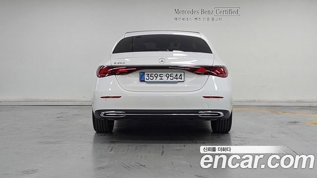 Mercedes-Benz E-Class E200 Avantgarde — пробег 17 999 км — фото 4 из 5