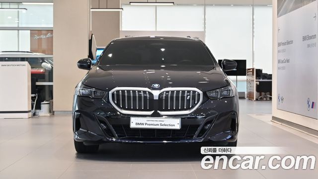 BMW i5 eDrive 40 M Sport — пробег 12 361 км — фото 3 из 3