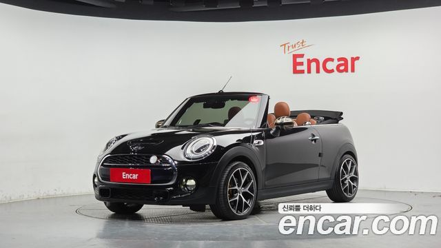 Mini Cooper Convertible Standard 3rd — пробег 97 349 км — фото 1 из 5