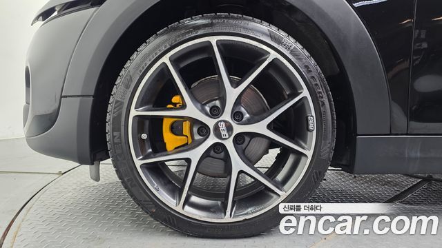 Mini Cooper Convertible Standard 3rd — пробег 97 349 км — фото 5 из 5