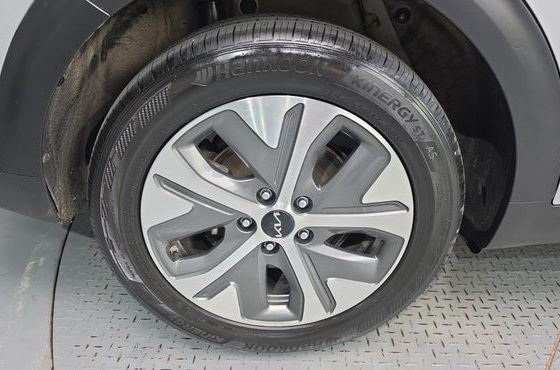 Kia Niro Air — пробег 122 373 км — фото 5 из 5