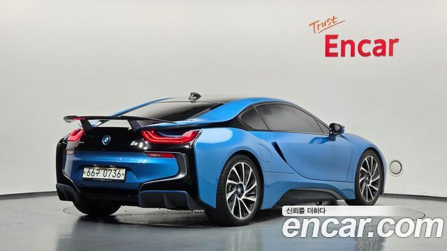 BMW i8 Coupe — пробег 227 204 км — фото 2 из 5