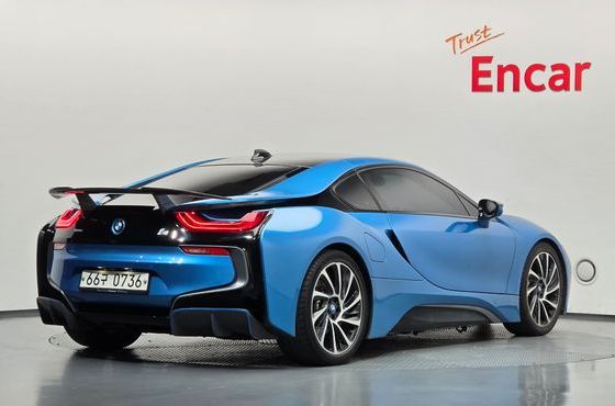 BMW i8 Coupe — пробег 227 204 км — фото 2 из 5