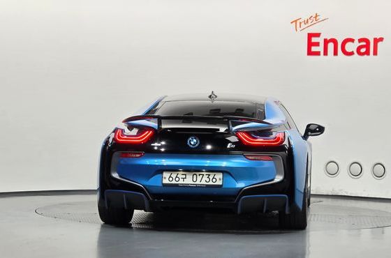 BMW i8 Coupe — пробег 227 204 км — фото 4 из 5