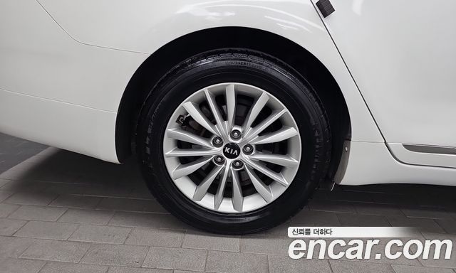 Kia K7 из Кореи Encar