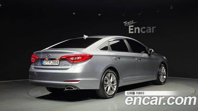 Hyundai Sonata 2.0 Smart — пробег 12 600 км — фото 2 из 5