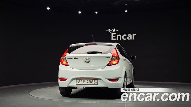Hyundai Accent Diesel WIT 1.6 VGT Premier — пробег 155 591 км — фото 4 из 5