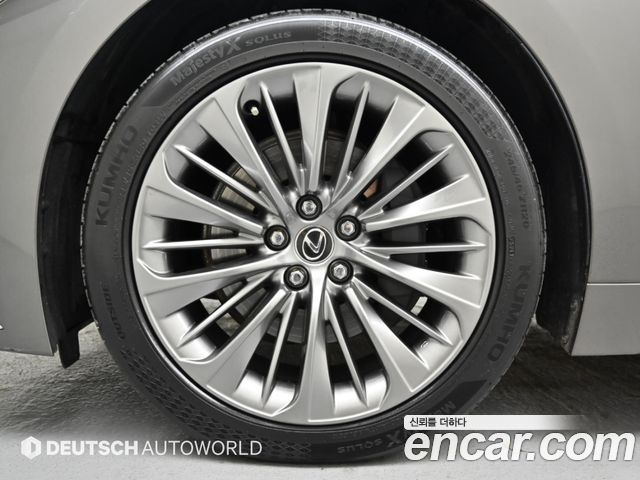 Lexus LS 3.5 Luxury AWD — пробег 78 865 км — фото 5 из 5